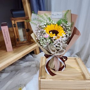 Single-stalk-sunflower-bouquet-individual