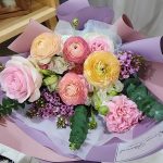 Ranunculus-Bouquet-focus