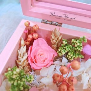 2-in-1-preserved-flower-wooden-music-box-rose2-min